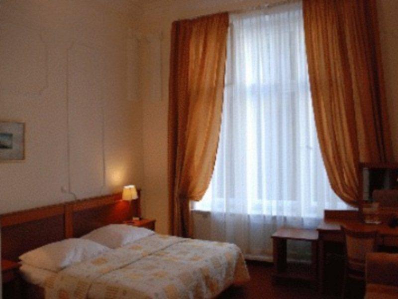 Hotel Pension Savoy Near Kurfuerstendamm Берлін Номер фото