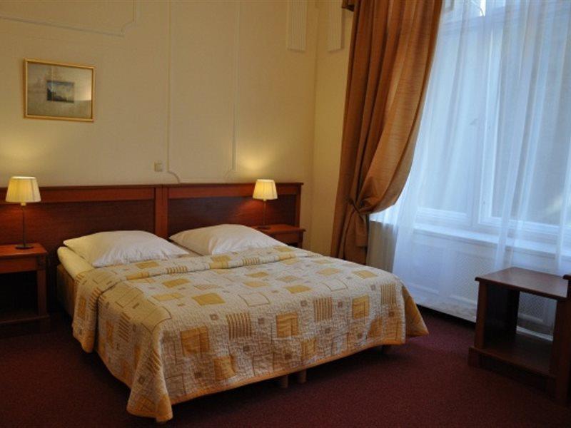 Hotel Pension Savoy Near Kurfuerstendamm Берлін Екстер'єр фото