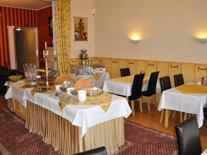 Hotel Pension Savoy Near Kurfuerstendamm Берлін Екстер'єр фото