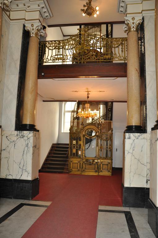 Hotel Pension Savoy Near Kurfuerstendamm Берлін Екстер'єр фото