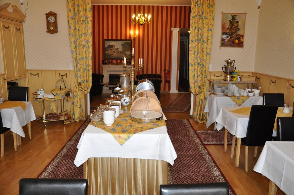 Hotel Pension Savoy Near Kurfuerstendamm Берлін Екстер'єр фото
