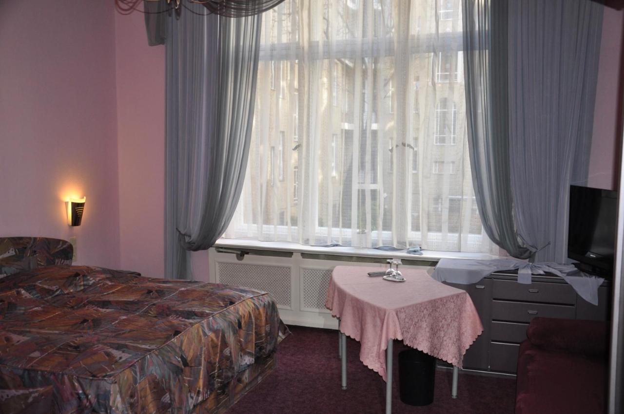 Hotel Pension Savoy Near Kurfuerstendamm Берлін Номер фото
