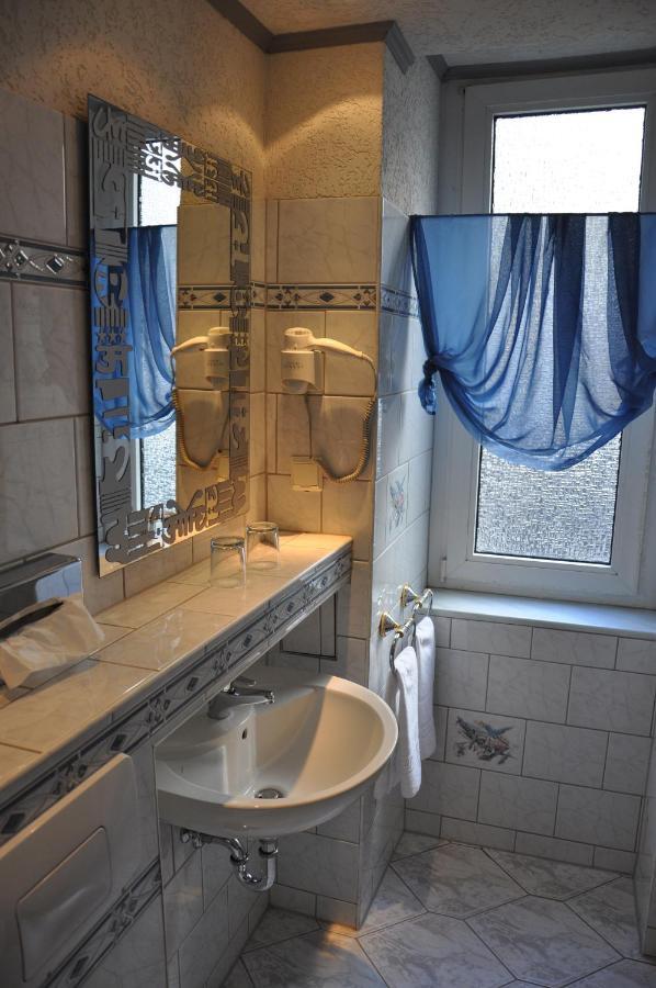 Hotel Pension Savoy Near Kurfuerstendamm Берлін Номер фото
