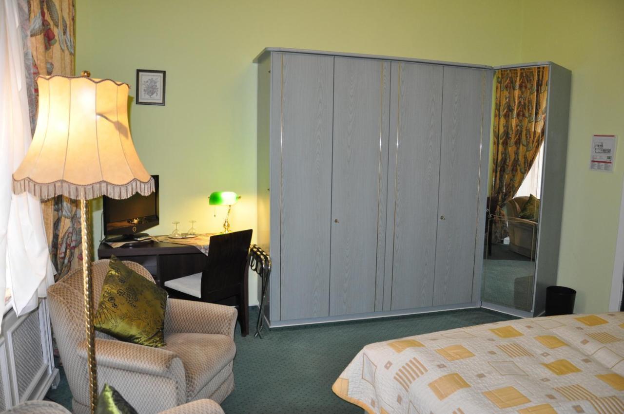 Hotel Pension Savoy Near Kurfuerstendamm Берлін Номер фото